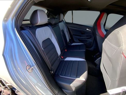 New 2026 Volkswagen GTI SE FWD image 10