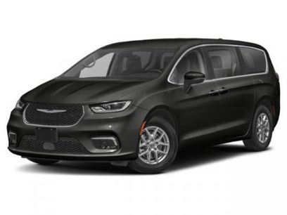 Used 2023 Chrysler Pacifica Touring-L