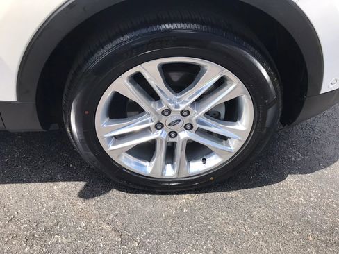 Used 2017 Ford Explorer Limited w/ Equipment Group 301A AWD/4WD image 48