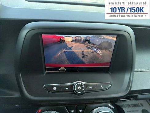 Used 2021 Chevrolet Camaro LT image 25