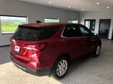 Used 2024 Chevrolet Equinox LT image 3