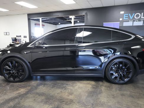 Used 2020 Tesla Model X Long Range AWD/4WD image 11