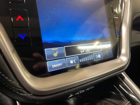 Used 2023 Subaru Outback Premium image 32