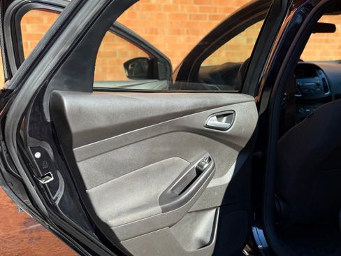 Used 2016 Ford Focus ST image 11