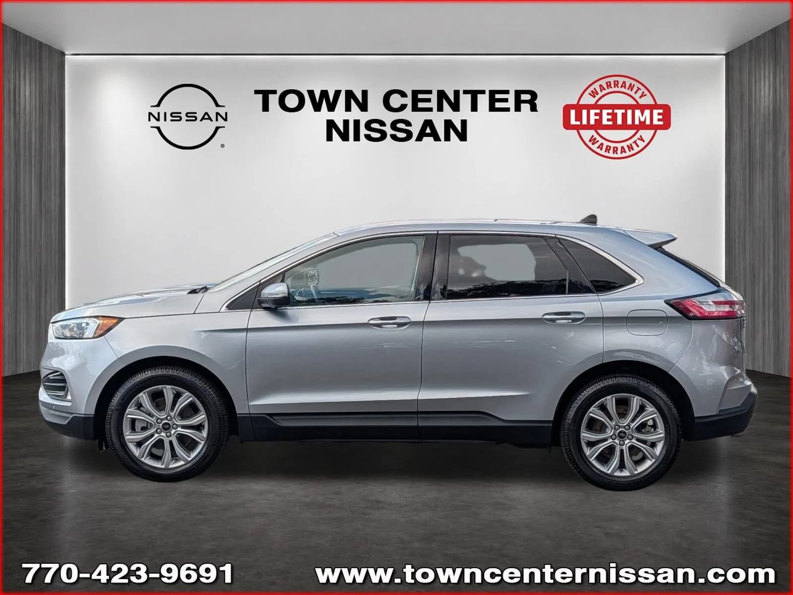 Used 2024 Ford Edge Titanium AWD/4WD image 4