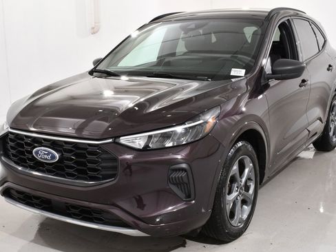 Used 2023 Ford Escape ST-Line w/ Tech Pack #1 image 2