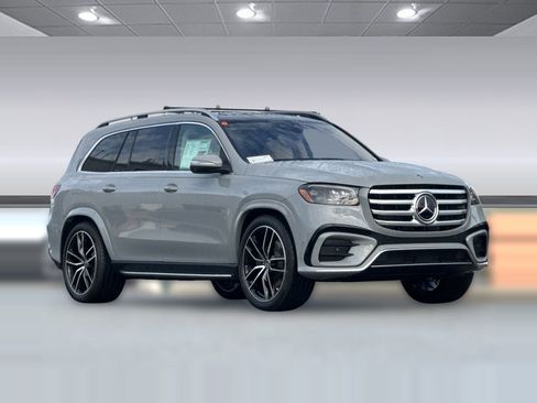 New 2026 Mercedes-Benz GLS 580 GLS 580 image 6