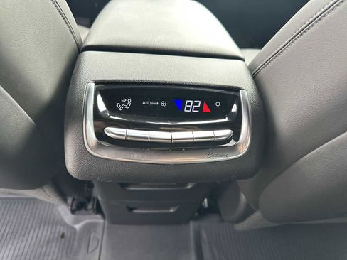 Used 2020 Cadillac XT6 Premium Luxury image 27