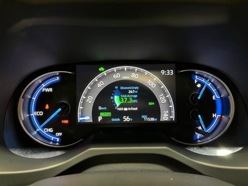 Used 2025 Toyota RAV4 XLE w/ Convenience Package AWD/4WD image 5