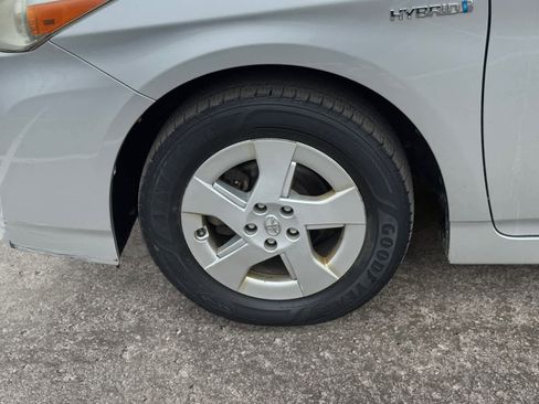 Used 2010 Toyota Prius Two FWD image 13