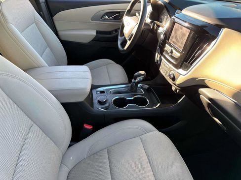Certified 2023 Chevrolet Traverse LS image 6