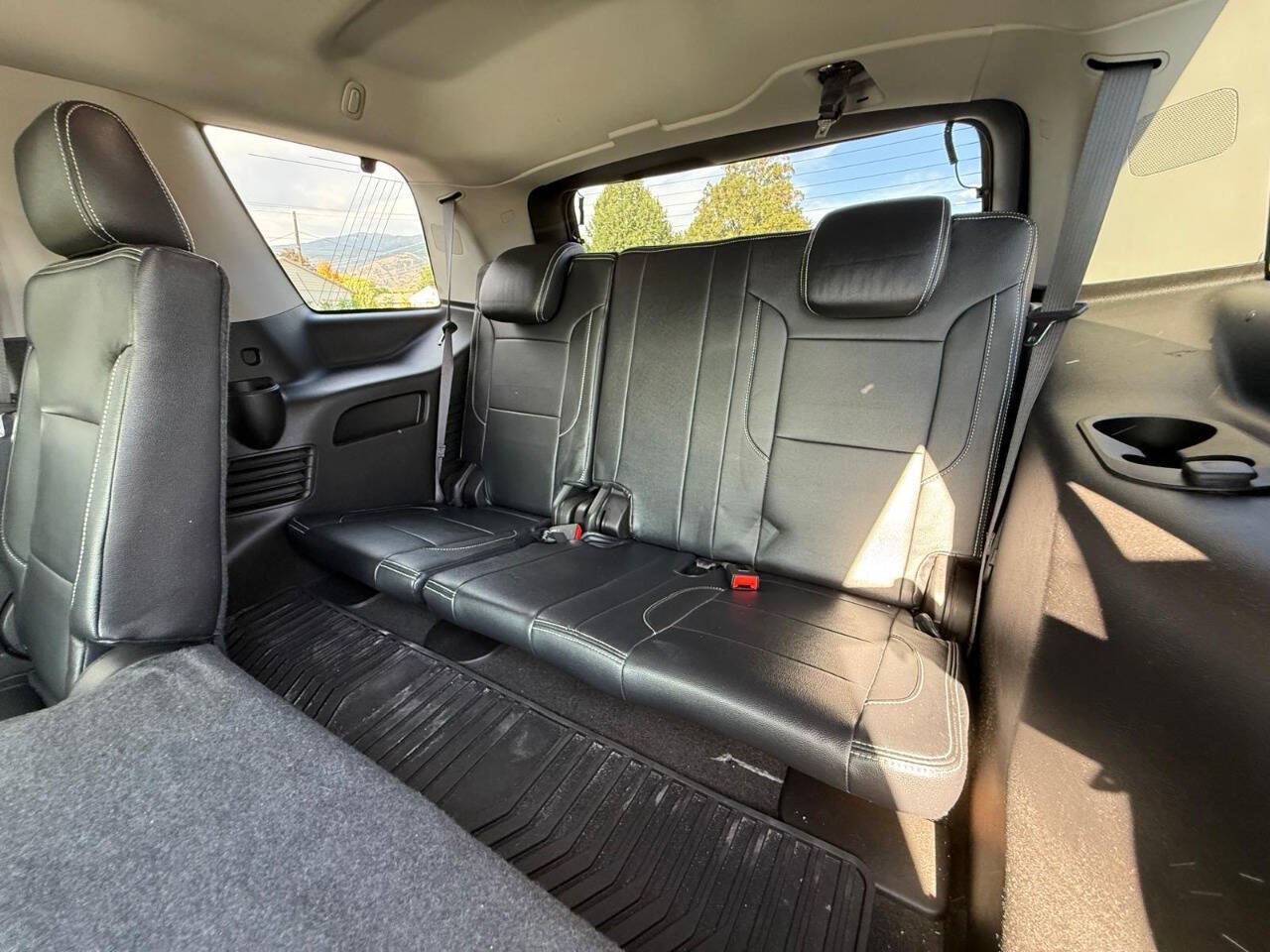 Used 2017 GMC Yukon SLE w/ Convenience Package AWD/4WD image 12
