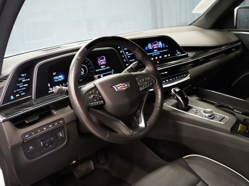 Used 2023 Cadillac Escalade ESV Sport w/ Touring Package AWD/4WD image 15