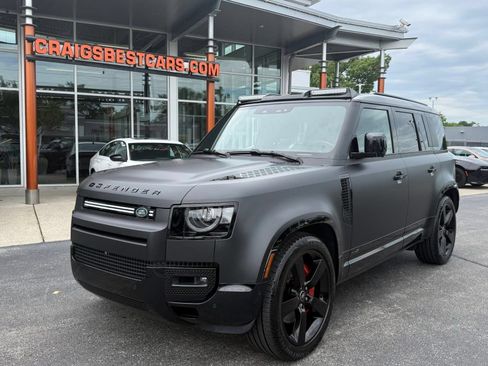 Used 2025 Land Rover Defender 110 X AWD/4WD image 2
