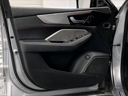 Used 2022 Acura MDX A-Spec image 18