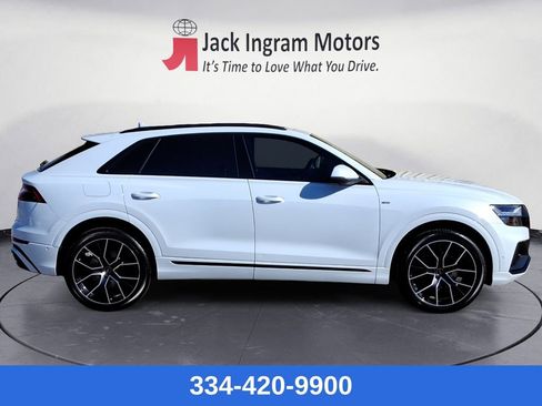 Used 2023 Audi Q8 Premium Plus image 6