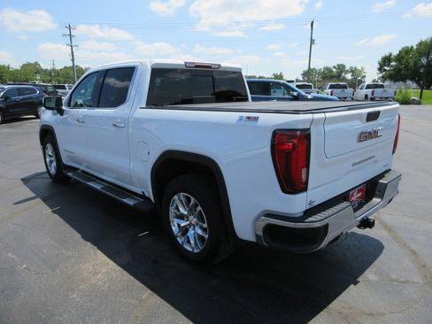 Certified 2020 GMC Sierra 1500 SLT w/ SLT Premium Package AWD/4WD image 11