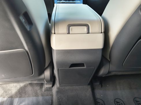 Used 2024 Hyundai Santa Fe SEL FWD image 15