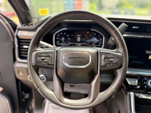 Used 2024 GMC Sierra 2500 Denali Ultimate AWD/4WD image 28