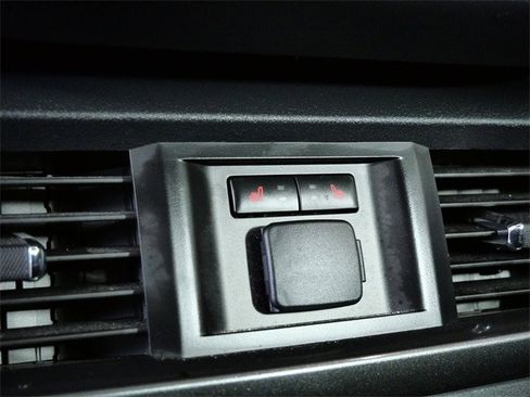 Certified 2023 Ford F150 Lariat w/ Equipment Group 502A High image 17