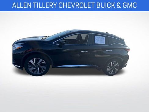 Used 2017 Nissan Murano Platinum w/ Platinum Technology Package image 2