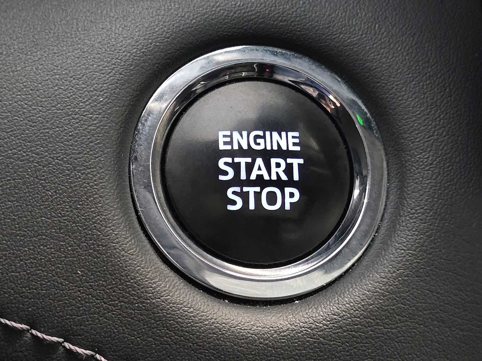 Used 2023 Toyota Highlander XLE AWD/4WD image 18