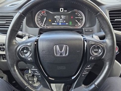Used 2020 Honda Ridgeline RTL-E image 18
