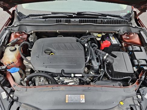 Used 2015 Ford Fusion SE w/ Equipment Group 202A image 32