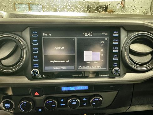 Used 2021 Toyota Tacoma TRD Sport image 4