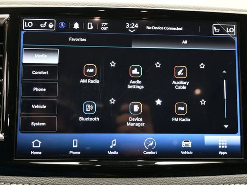 Used 2024 Chrysler Pacifica Touring-L FWD image 25