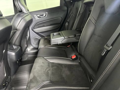 Used 2019 Volvo XC60 T5 R-Design w/ Protection Package Premier FWD image 24