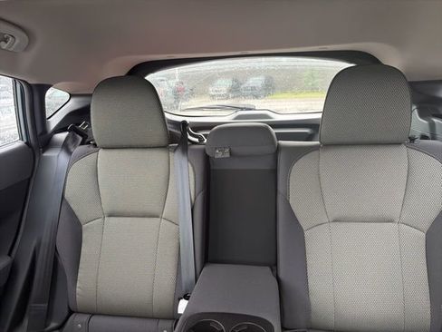 Used 2024 Subaru Crosstrek 2.0i Premium AWD/4WD image 17