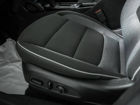 Used 2023 Chevrolet TrailBlazer LT image 35