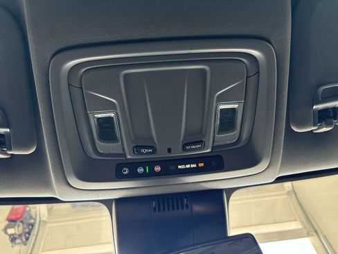 Used 2025 GMC Sierra 1500 Pro w/ Pro Value Package image 23