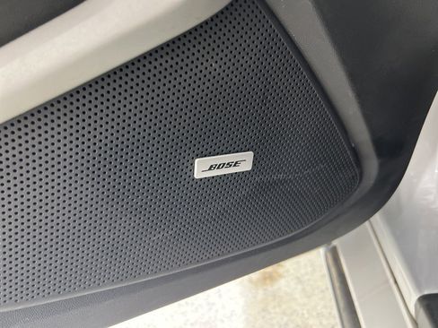 Used 2018 Chevrolet Camaro LT image 20