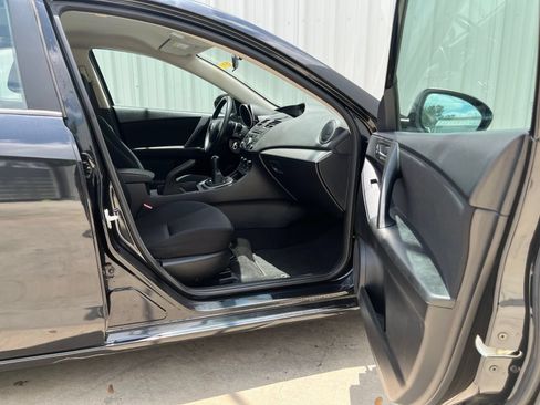 Used 2012 MAZDA MAZDA3 i Sport FWD image 16