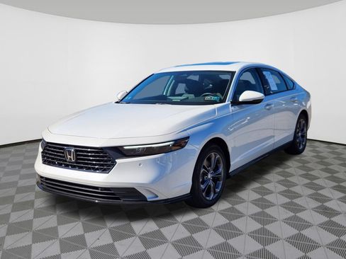 Certified 2026 Honda Accord EX-L image 2