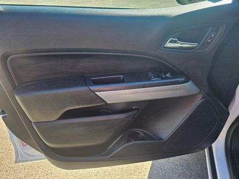 Used 2021 Chevrolet Colorado LT w/ Fleet Safety Package image 26