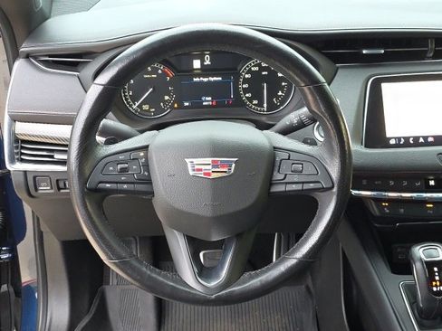 Used 2019 Cadillac XT4 Sport image 21