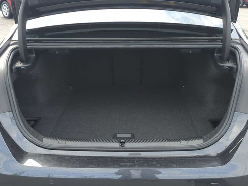 Used 2024 BMW i5 eDrive40i w/ Premium Package image 35