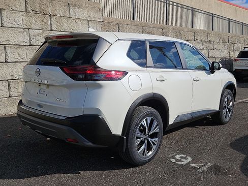 Certified 2023 Nissan Rogue SV image 6