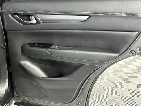 Used 2019 MAZDA CX-5 Touring FWD image 32