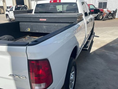 Used 2017 RAM 2500 Tradesman w/ Chrome Appearance Group AWD/4WD image 3