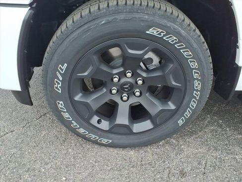 New 2026 RAM 1500 Express image 6