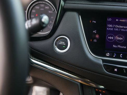 Certified 2024 Cadillac XT5 Sportv w/ Technology Package AWD/4WD image 18