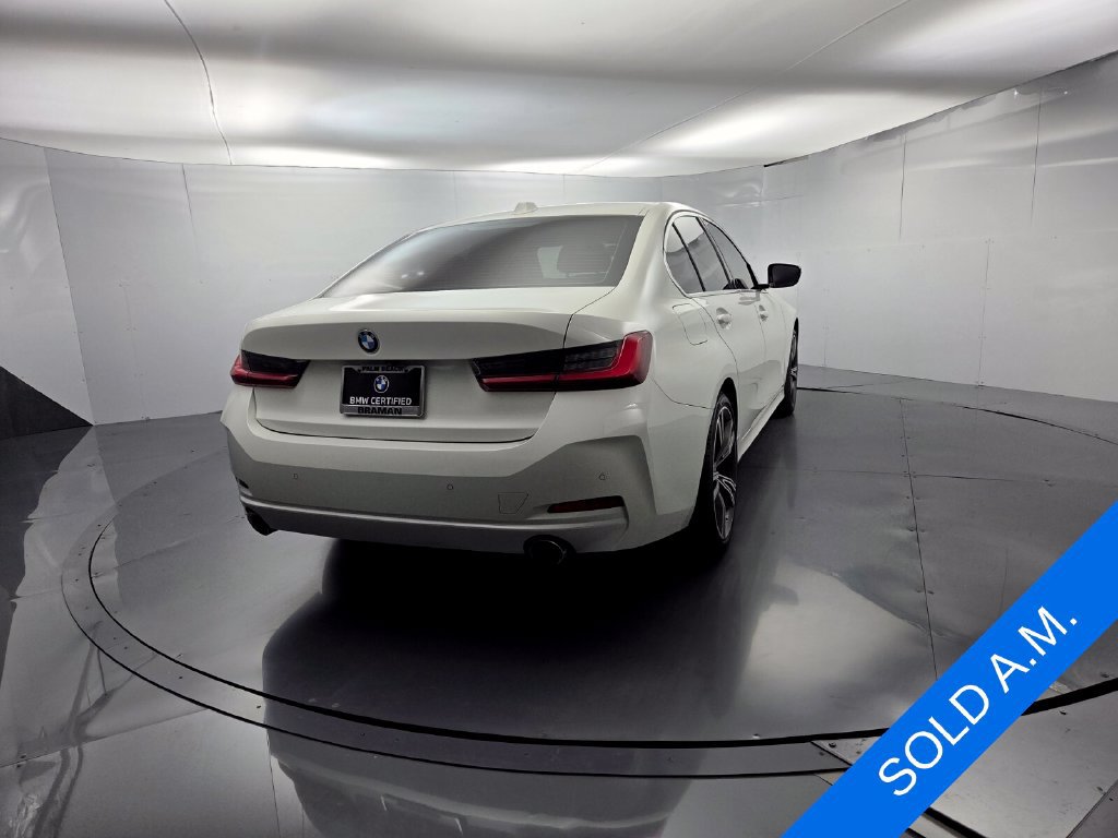 Certified 2024 BMW 330i xDrive Sedan w/ Premium Package AWD/4WD image 11
