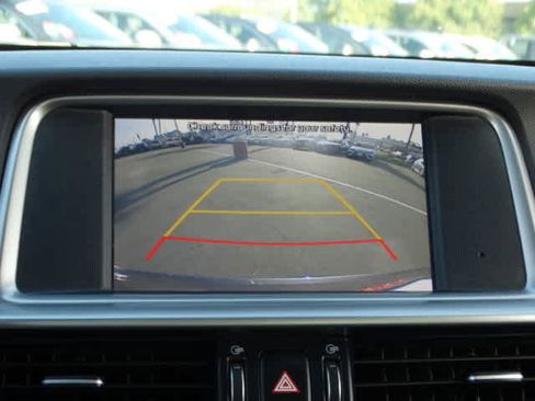 Used 2020 Kia Optima LX image 28