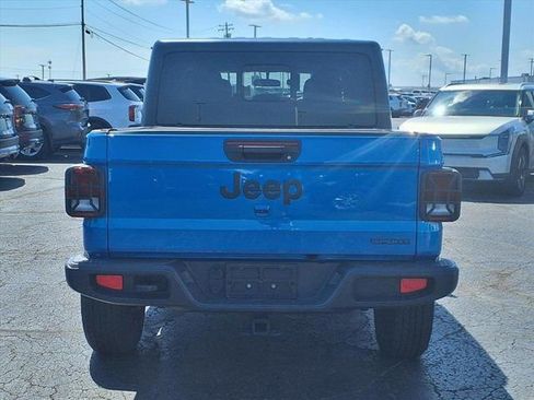 Used 2020 Jeep Gladiator Sport w/ Quick Order Package 24S image 5