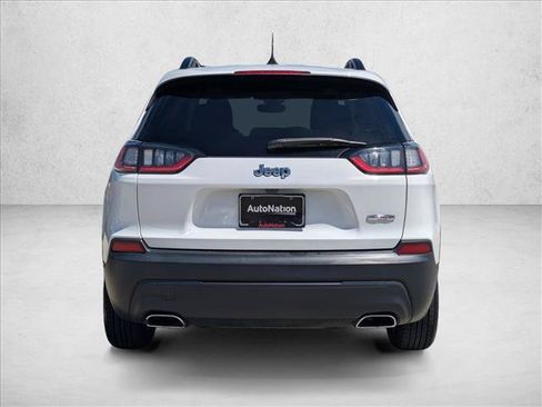 Used 2022 Jeep Cherokee Latitude Lux w/ Sun & Sound Group FWD image 7