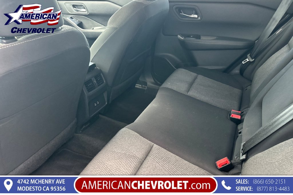 Used 2025 Nissan Rogue SV AWD/4WD image 15